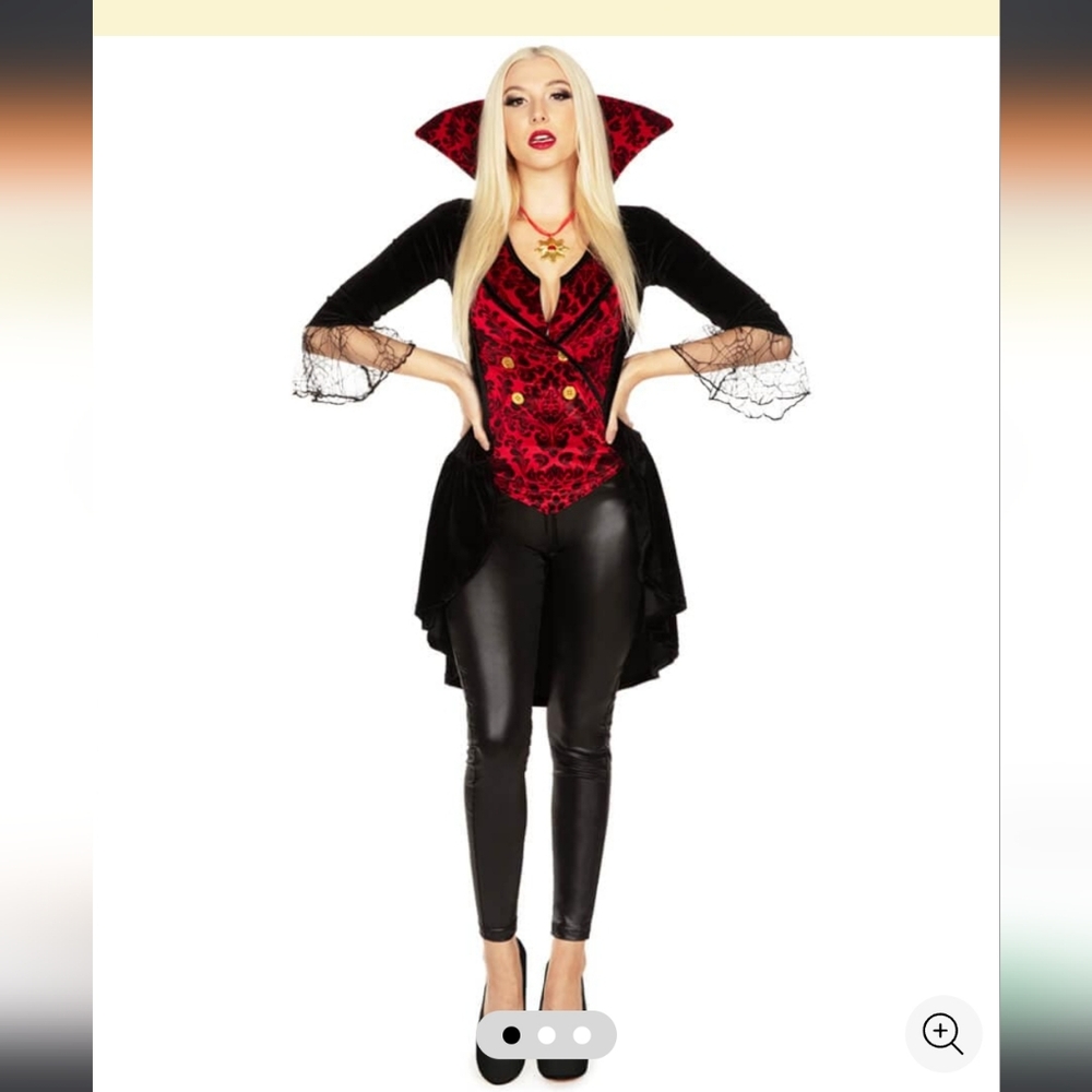 TIPSY ELVES WOMEN’S VAMPIRE HALLOWEEN COSTUME NWT Size Small
